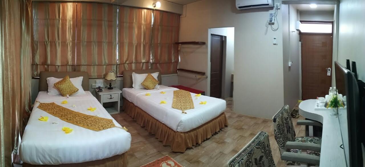 Hilltop Gem Hotel Pyin Oo Lwin Room photo